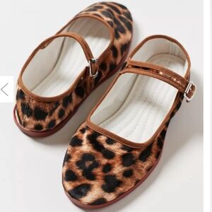 URBAN OUTFITTERS: Women's Mary Jane Velvet